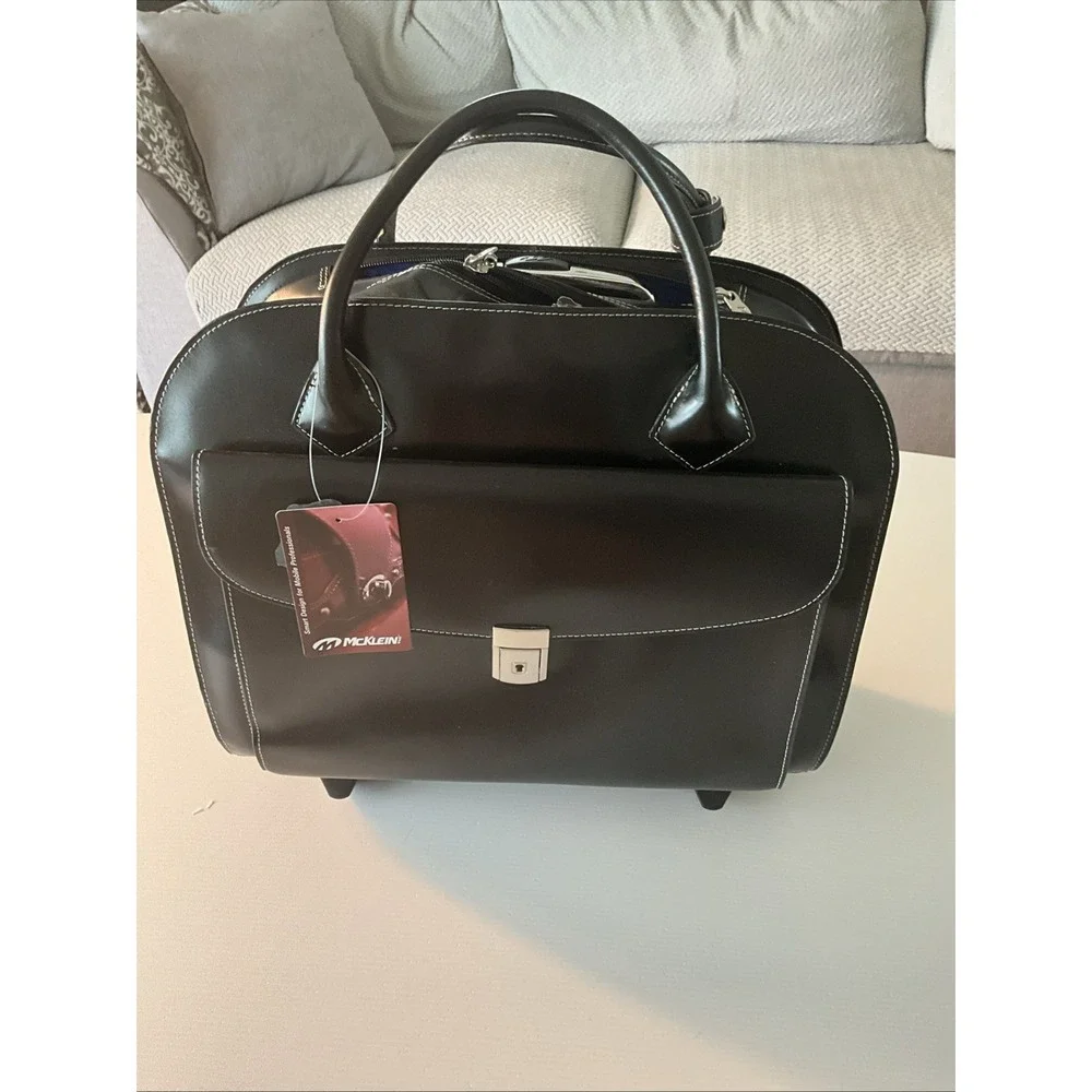 McKlein Granville 96145A Black 15.6